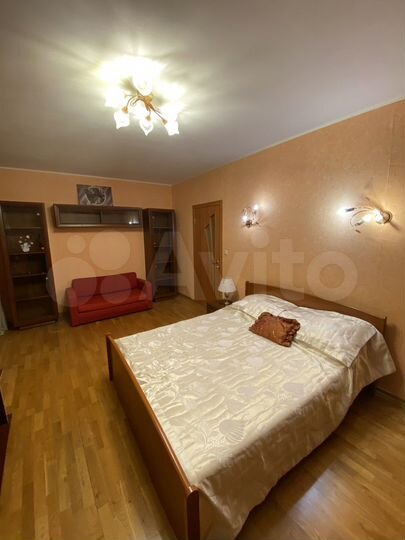 3-к. квартира, 80 м², 2/9 эт.