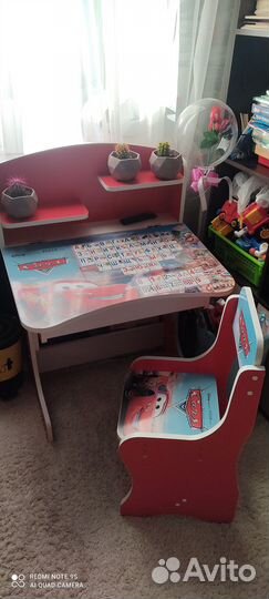 Детский стол парта
