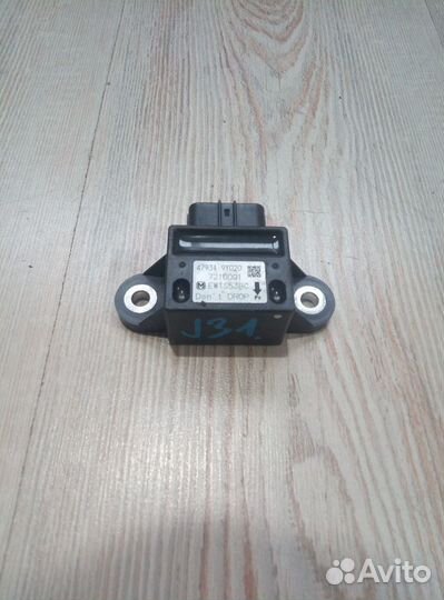 Датчик ускорения Nissan teana J31