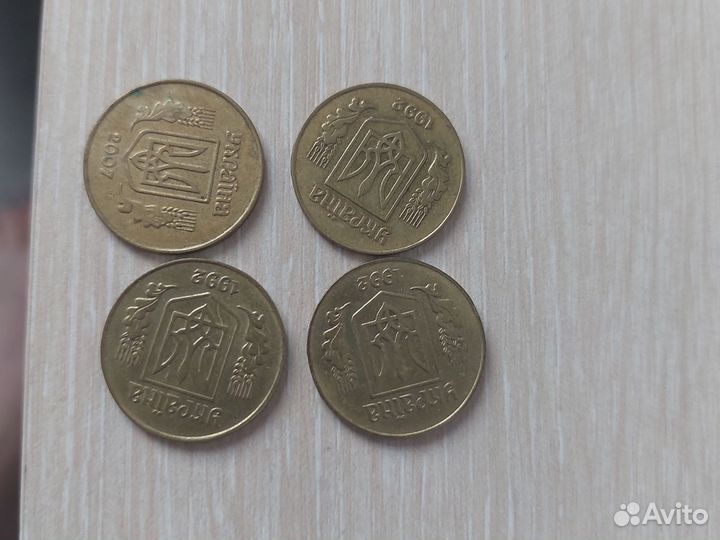 Монеты 25 копеек Украины