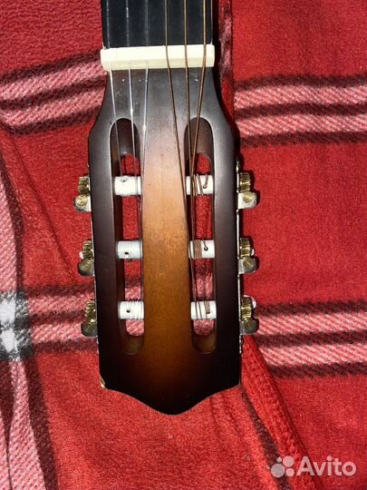 Гитара 6 струнная