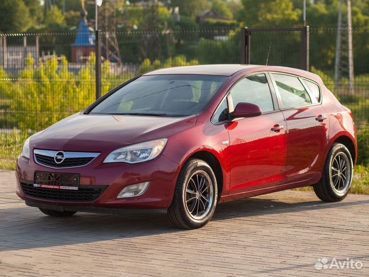 Opel Astra 1.6 МТ, 2011, 211 360 км