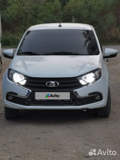 LADA Granta 1.6 AMT, 2021, 60 000 км