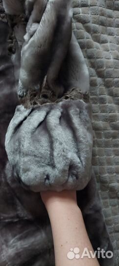 Шуба мутоновая с капюшоном