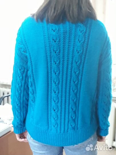 Свитер женский