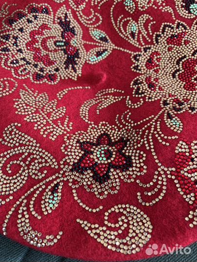 Берет женский