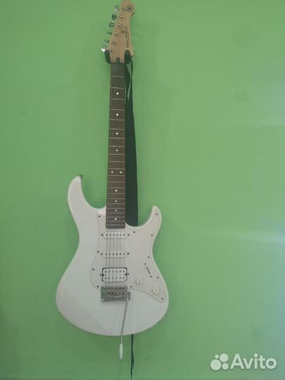 Электро гитара бу