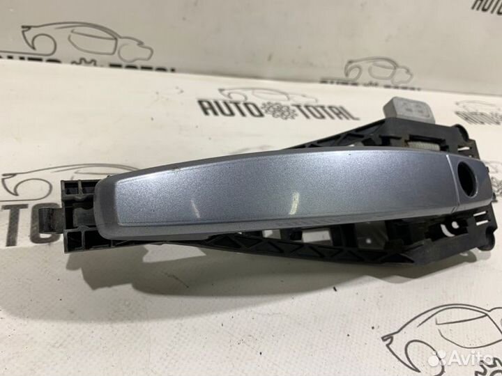 Ручка двери передняя левая Opel Corsa D Z12XEP