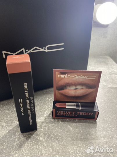 Помада MAC новая