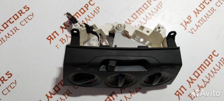 Блок управления климат-контролем Mazda 3 Bk седан