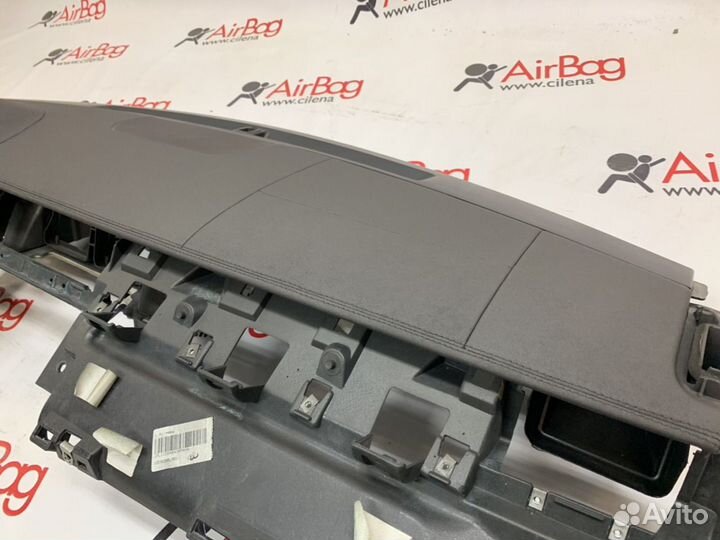 Торпедо панель приборов Range Rover Evoque в коже