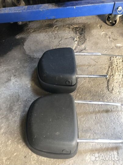 Подголовник передний Опель Инсигния