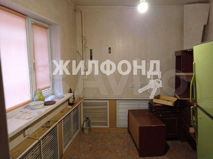 2-к. квартира, 66 м², 1/3 эт.