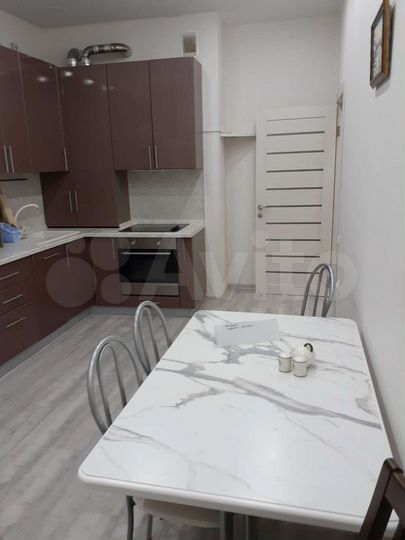 2-к. квартира, 57,2 м², 9/15 эт.