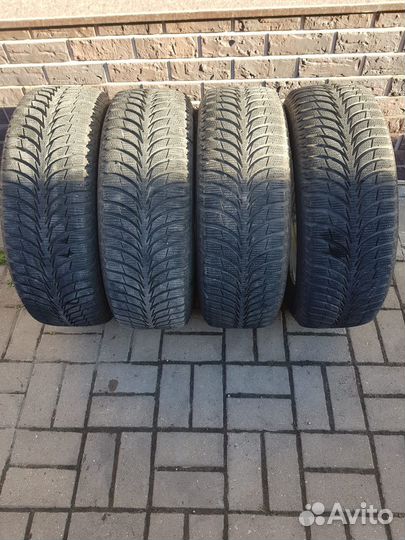 Sava Eskimo Ice 215/65 R16
