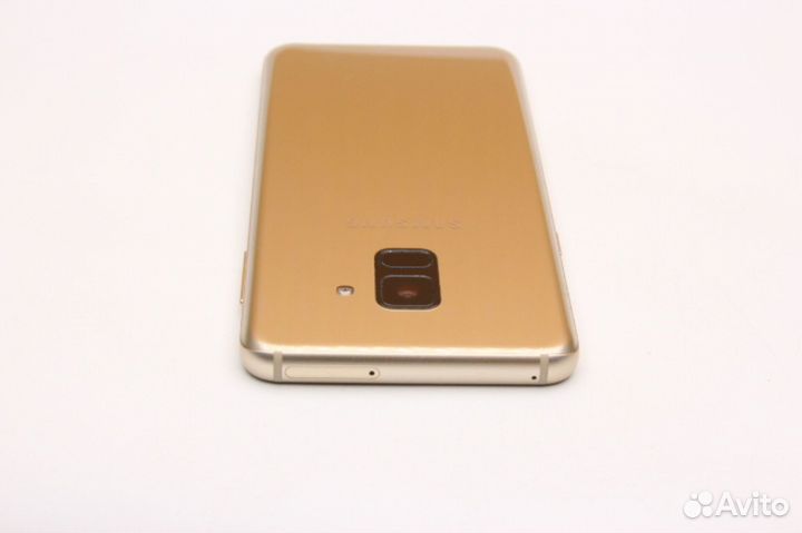 Samsung A530F/DS Galaxy A8 (2018) 32Gb Gold