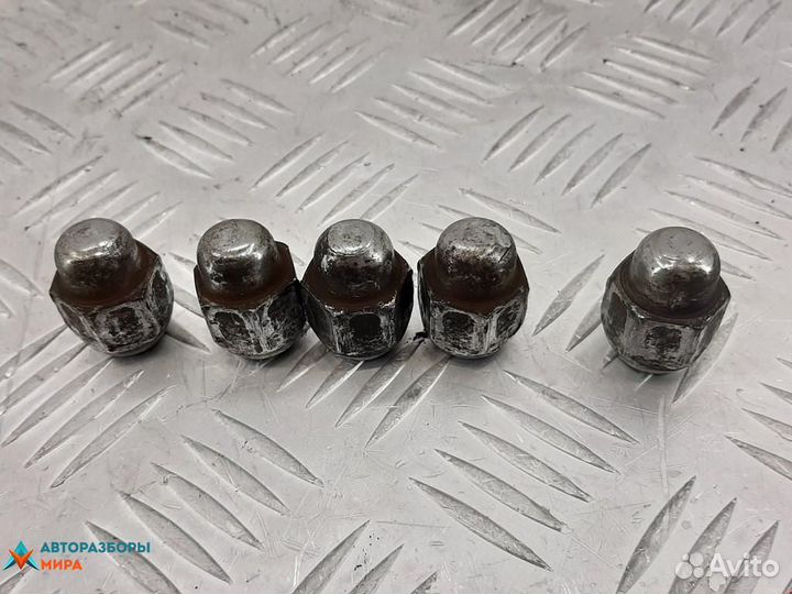 Болт колесный Hyundai Santa Fe 2 (CM) 2007