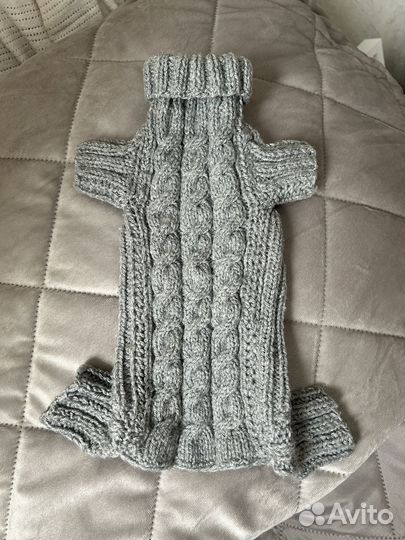 Комбинезон вязаный на собачку S