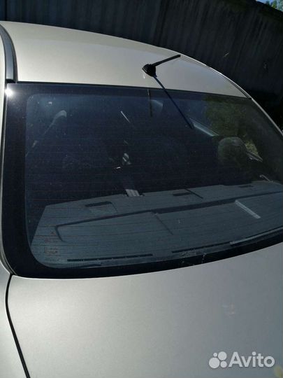 Стекло mitsubishi Lanser 10