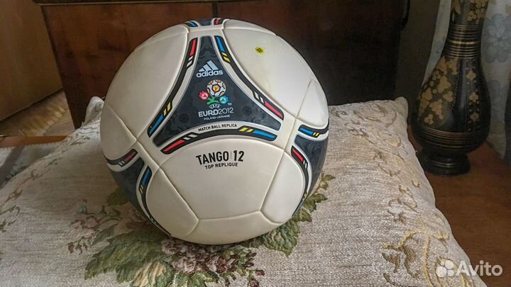 Футбольный мяч Tango 12 Adidas (Top Replique)