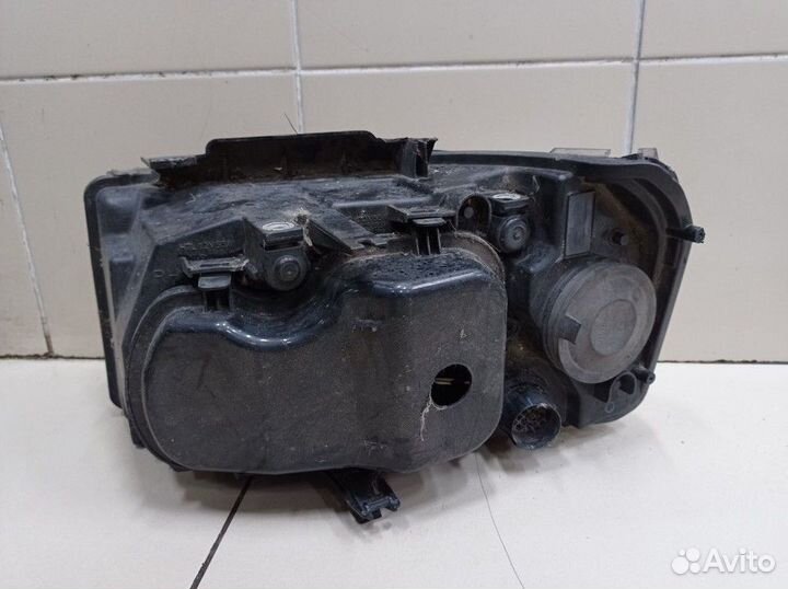 Фара передняя правая Land Rover Freelander