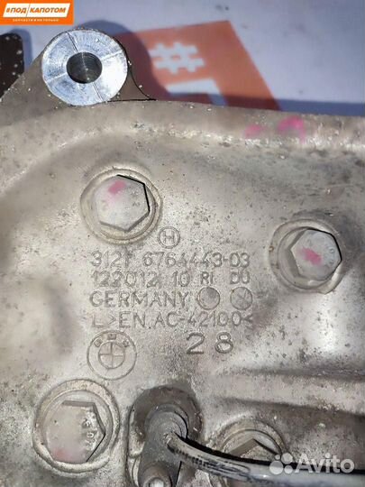 Кулак передний левый BMW 3 E90 2007 3121676444303