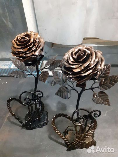 Кованая роза