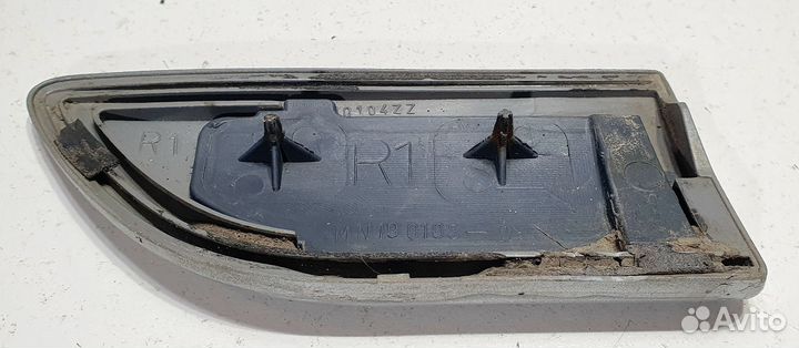 Молдинг передн. правого крыла Mitsubishi Lancer 9