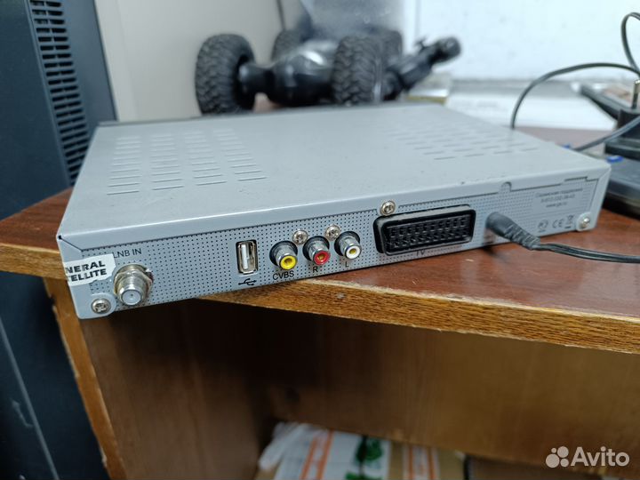 Ресивер Триколор GS 8304