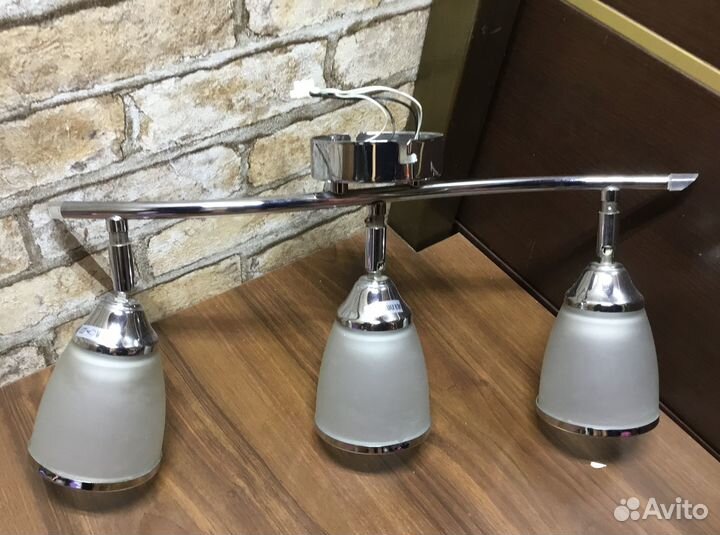 Люстра 3х рожковая Новая
