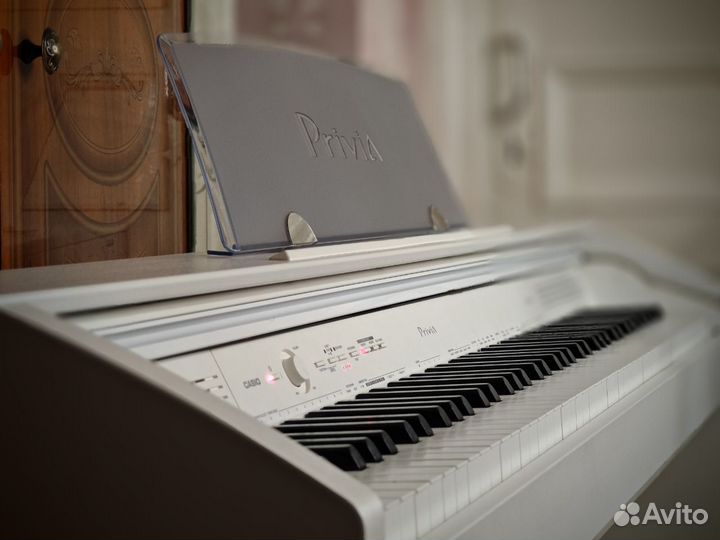 Цифровое пианино Casio Privia PX-760 White