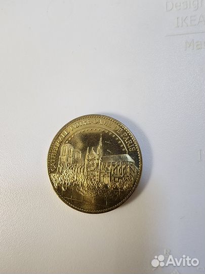 Юб.сувенир монета Собор Нотердам де Пари 2013