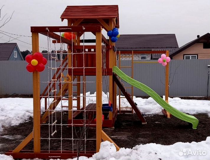 Детская уличная площадка для активных игр