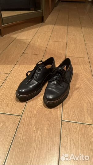 Лоферы женские