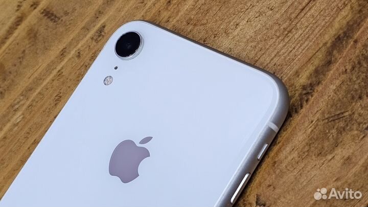 iPhone Xr, 64 ГБ