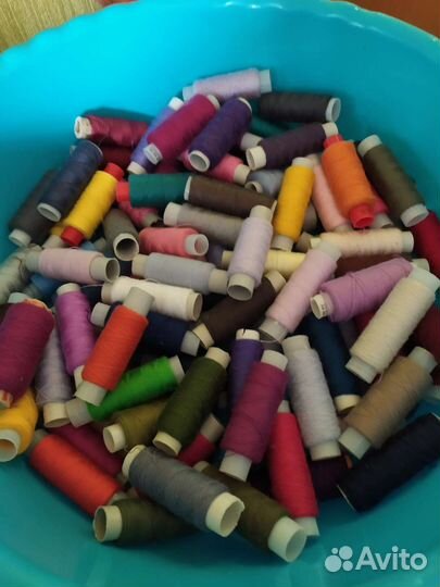 Нитки швейные бабины