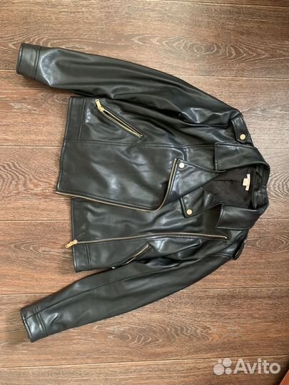 Пакет с вещами s