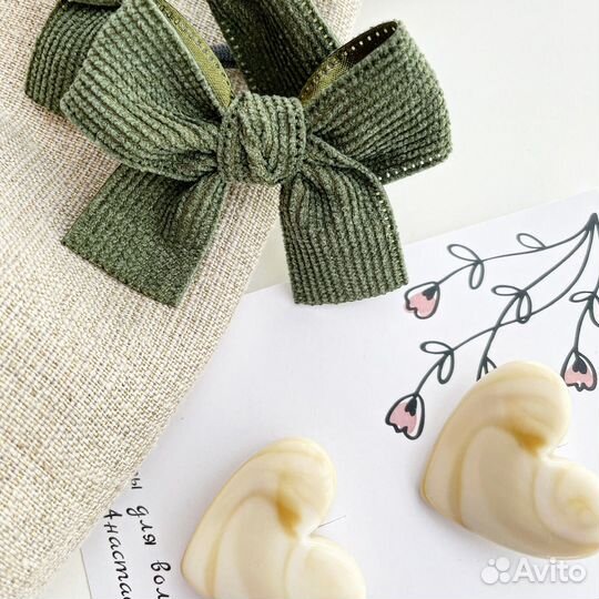 Бантики ручной работы, резинки, заколки для волос