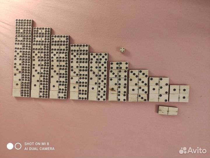 Домино антикварное