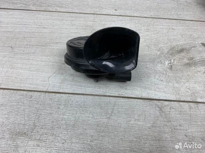 Сигнал клаксон Audi A4 универсал ALZ 2004