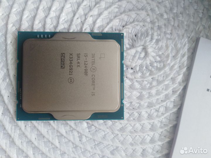 Процессор i5 12490f