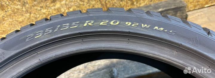 Pirelli Winter Sottozero 3 235/35 R20