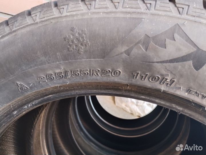 Westlake SW628 255/55 R20 110