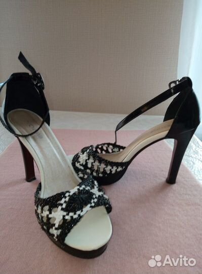 Туфли женские