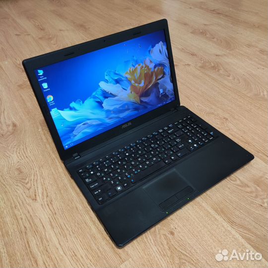 Ноутбук asus