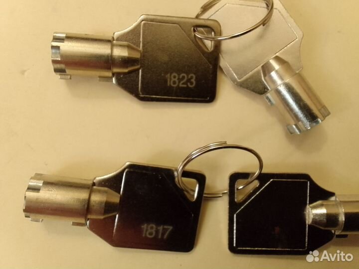 Замок для шкафа