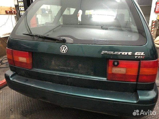 Разбор на запчасти Volkswagen Passat 4