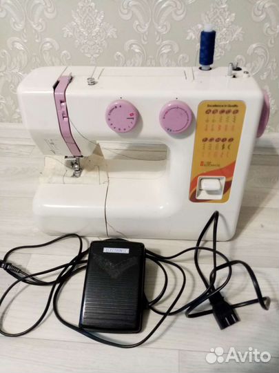 Швейная машина dragonfly 218