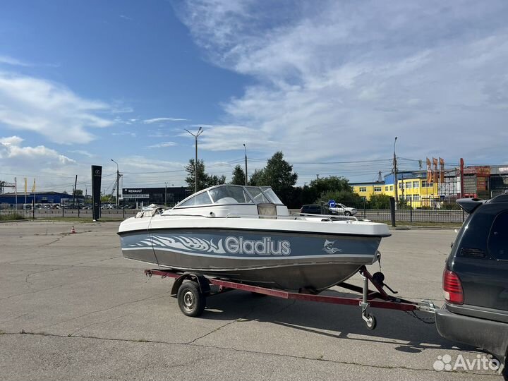 Продам катер Gladius 520