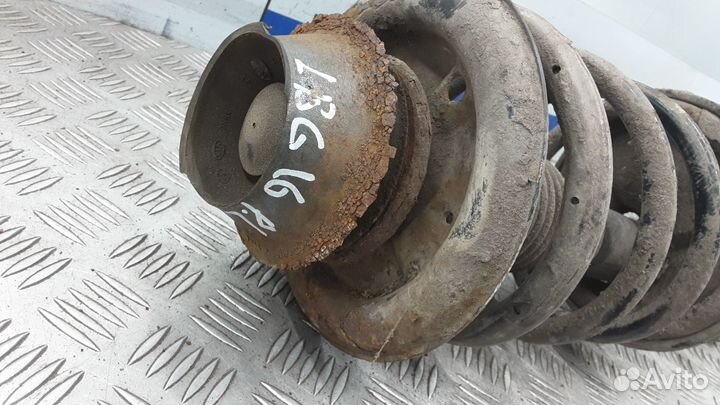 Стойка передняя Hyundai Tucson 1 (2004-2009)